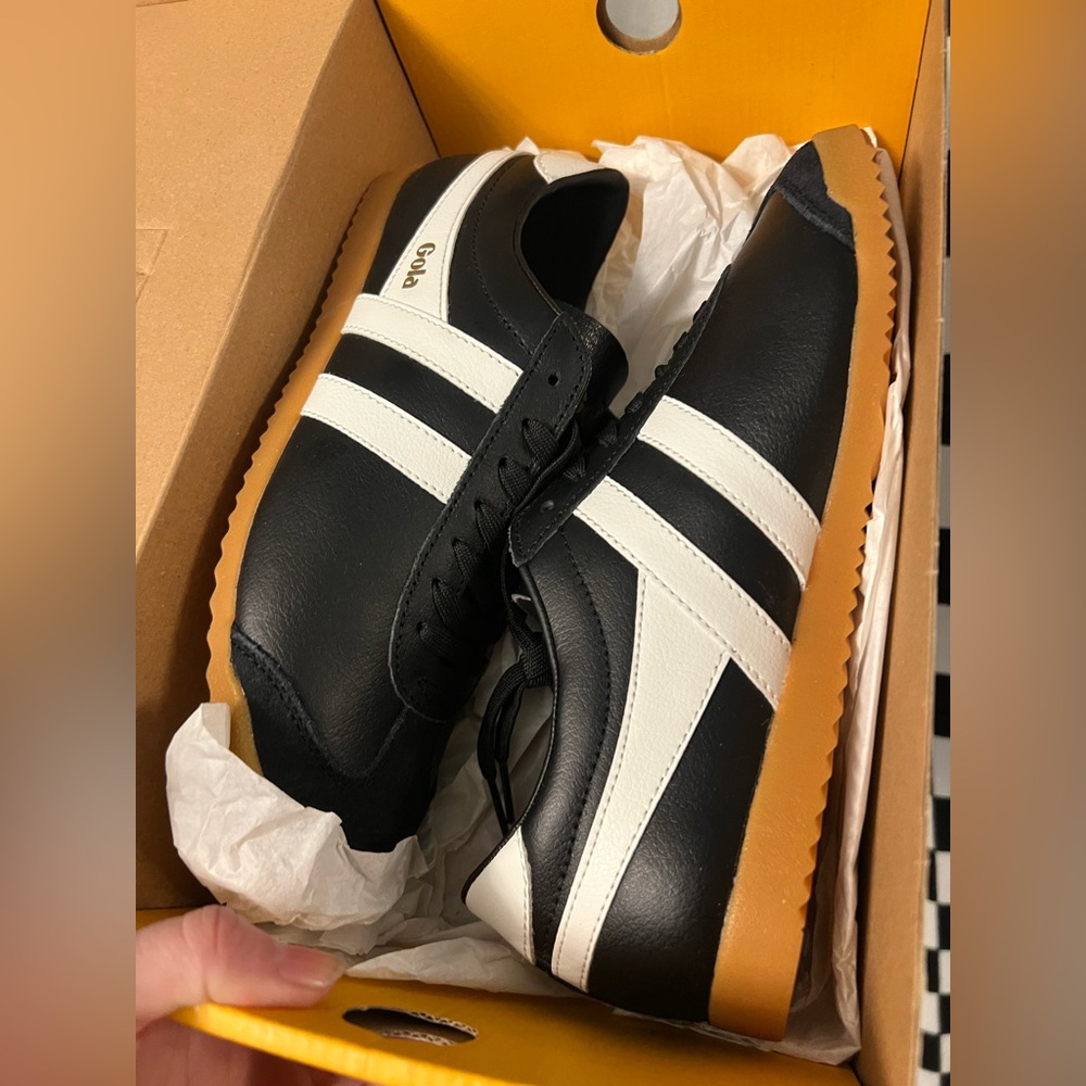 Gola Bullet Leather Sneakers - Picture 7 of 8
